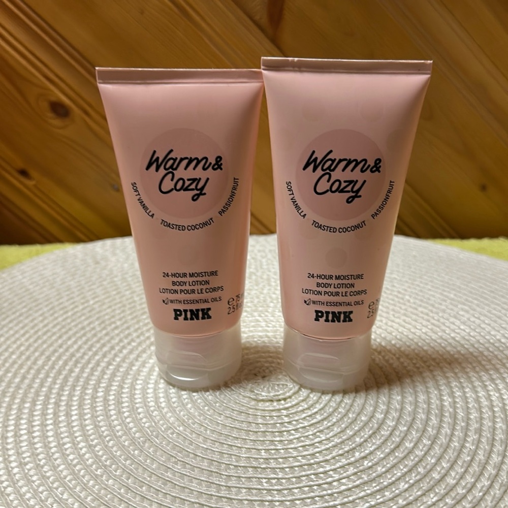PINK Warm & Cozy Body Lotion Mini
